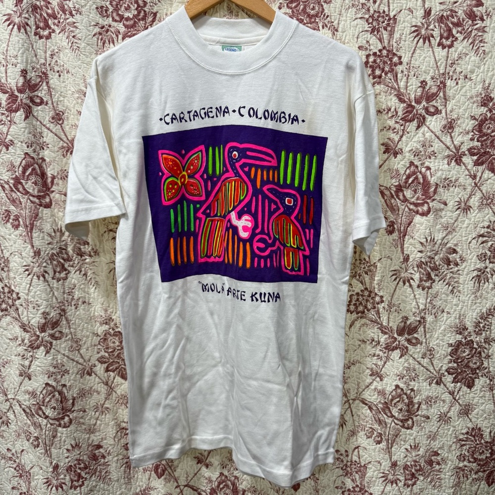 Vintage Cartagena Colombia Mola Art Graphic Tee Men’s Large